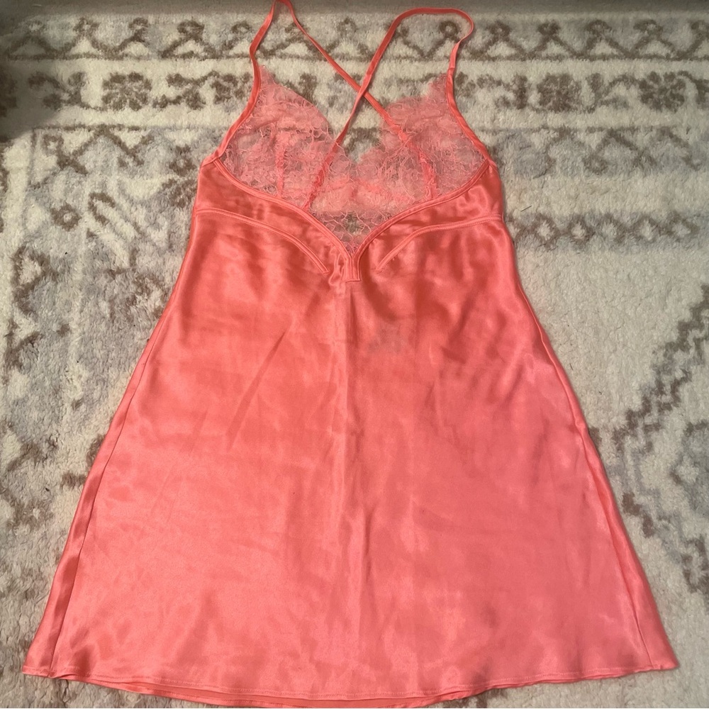 EUC Victoria's Secret Coral Nightie Size Small